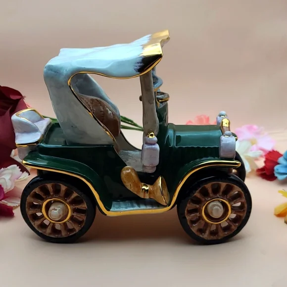 J Willfred handpainted ModelT Jalopy car, for Charles Sadek Imports Co - Picture 4 of 9